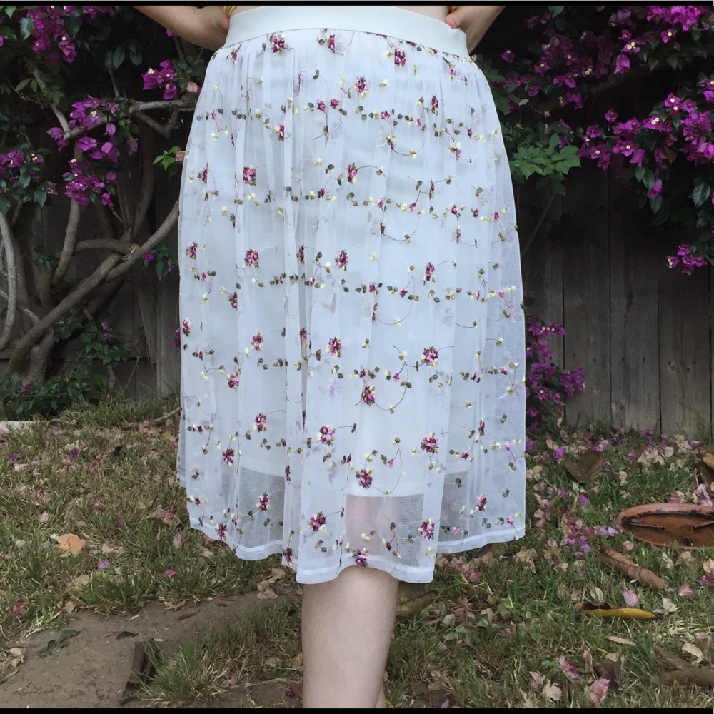 whimsical floral skirt!